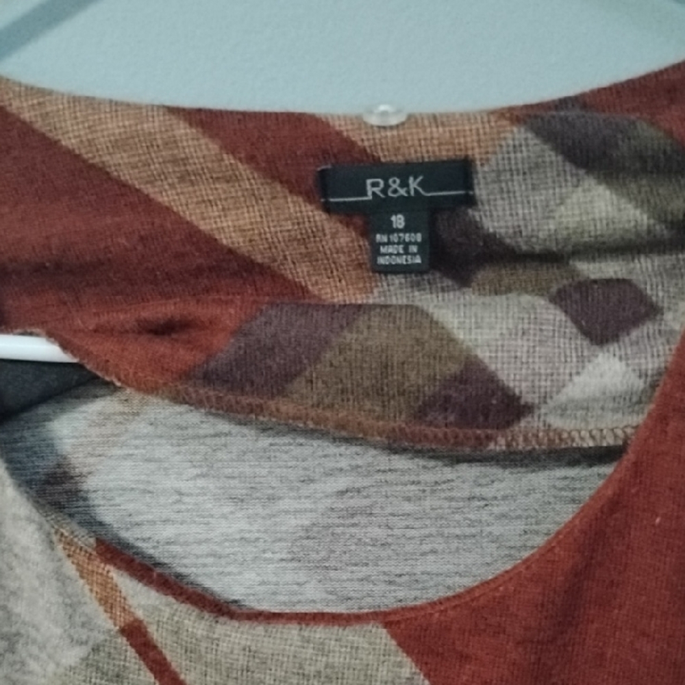 R&K Plaid Top in Red and Brown